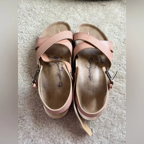 blowfish | faux snakeskin strappy sandals | size 8.5 - Picture 3 of 6